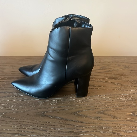 Black, pointed toe, heeled booties. - Picture 2 of 8